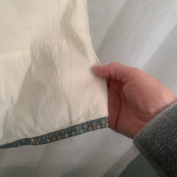 Rang Manch White/cream tunic w/colorful details - Picture 4 of 10